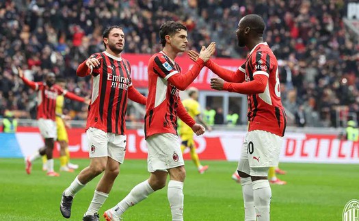 Phút bù giờ bùng nổ, AC Milan lội ngược dòng nghẹt thở trước Parma
