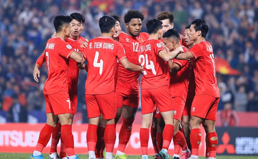 Sau chức vô địch ASEAN Cup, làm gì để bóng đá Việt Nam đi đúng hướng?