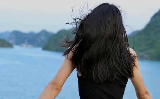 Chủ công bóng chuyền nữ Việt Nam gặp tai nạn nghiêm trọng, vượt qua nghịch cảnh bằng nghị lực phi thường