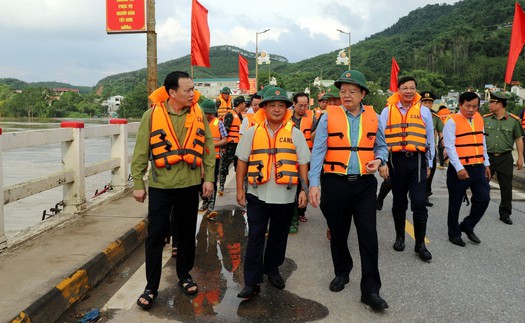 Phó Thủ tướng Mai Văn Chính kiểm tra khắc phục hậu quả mưa lũ tại Tuyên Quang