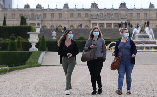 Pháp ghi nhận làn sóng COVID-19 mới trước chiến dịch tiêm chủng mùa Thu