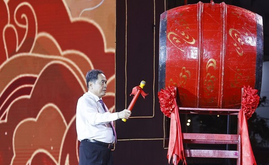 Chủ tịch Quốc hội dự Lễ tưởng niệm 725 năm ngày mất của Anh hùng dân tộc Trần Hưng Đạo