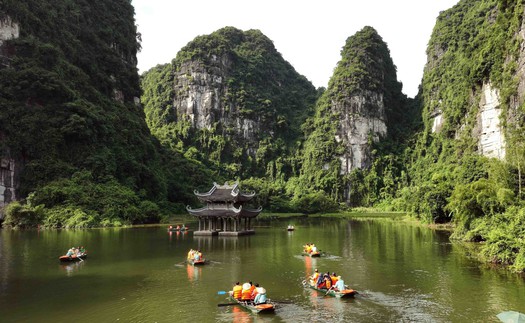 Vinh danh nhiều danh thắng nổi tiếng của Ninh Bình