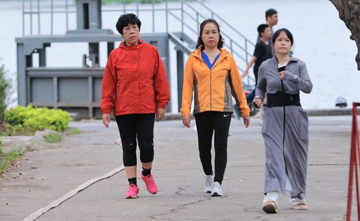 Không khí lạnh ảnh hưởng đến khu vực Đông Bắc Bắc Bộ, mưa lớn từ Nghệ An đến Quảng Ngãi