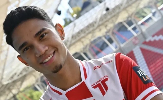 Ngôi sao của ĐT Indonesia bị đồng đội chế nhạo trong trận ra mắt đội bóng châu Âu 