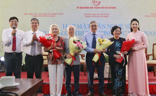 Thành phố Hồ Chí Minh tri ân văn nghệ sĩ Khu căn cứ Trung ương Cục miền Nam​