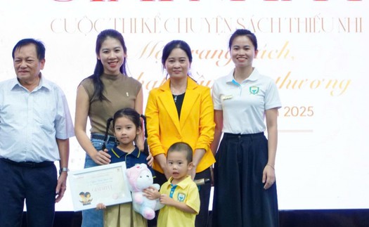 Một bé 7 tuổi vừa thắng giải Kể chuyện sách thiếu nhi 