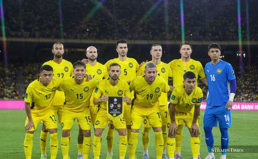 Bị FIFA trừng phạt, nhân vật quyền lực của bóng đá Malaysia khẳng định vẫn sẽ tiếp tục nhập tịch cầu thủ 