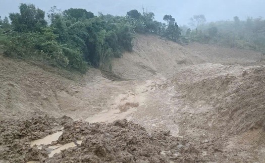 Quảng Ngãi có 5 thôn bị cô lập do lũ