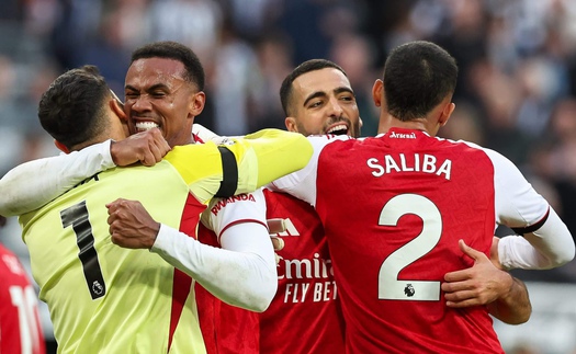 Arsenal: Thủ chắc nhưng phải vô địch