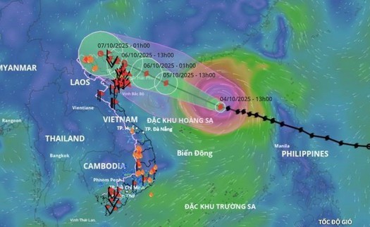 Rạng sáng ngày 6/10, bão số 11 đi vào phía Bắc vịnh Bắc Bộ và suy yếu dần