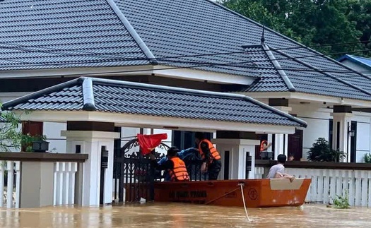 Quân khu 1: Hàng nghìn cán bộ, chiến sĩ sát cánh cùng hơn 2.200 hộ tại các điểm bị sạt lở, cô lập