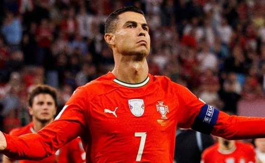 Ireland - Bồ Đào Nha: Ronaldo sẽ không đá World Cup nữa...