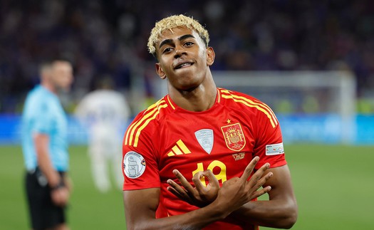 Đội tuyển Tây Ban Nha xung đột với Barcelona: Nạn nhân bất đắc dĩ Lamine Yamal