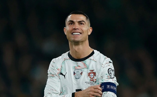 Cristiano Ronaldo bị 'cho về nước' trước trận cầu quyết định của tuyển Bồ Đào Nha ở vòng loại World Cup
