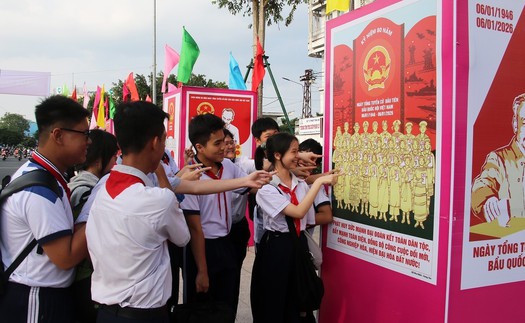 Tôn vinh chặng đường 80 năm vẻ vang của Quốc hội Việt Nam