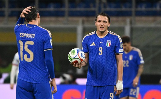 Italy phải đá play-off: Khi đối thủ lớn nhất là chính họ