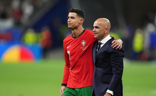 Thắng 9-1 khi vắng Ronaldo, HLV Bồ Đào Nha vẫn đưa ra thông điệp khó tin