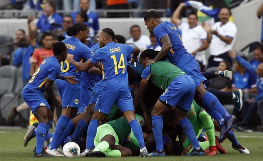 Dùng 100% cầu thủ gốc Hà Lan, đội tuyển từng hòa Việt Nam lần đầu tiên giành vé dự World Cup