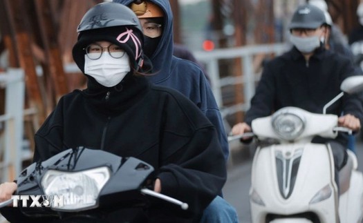 Thời tiết đêm 2/11: Bắc Bộ trời rét, có nơi rét đậm, lũ nhiều sông ở Trung Bộ đang lên