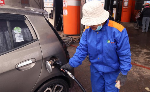 Giá xăng đảo chiều giảm nhẹ trong kỳ điều hành chiều 20/11