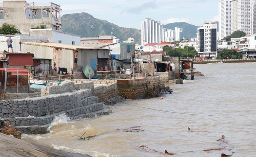Thời tiết ngày 22/11: Miền Trung - Tây Nguyên vẫn ngập lụt kéo dài, cảnh báo nguy cơ lũ quét, sạt lở đất