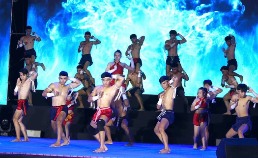 Tưng bừng khai mạc Liên hoan võ thuật quốc tế TP.HCM 2025