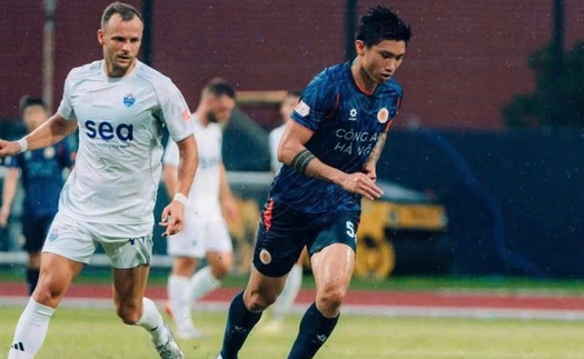 CLB CAHN báo tin 'nóng', đăng ký Văn Hậu ở giai đoạn lượt về V-League 2025/26