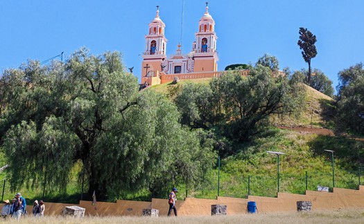 Khám phá thành phố di sản Puebla dưới chân núi lửa Mexico