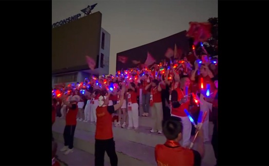 Trận Hải Phòng vs Ninh Bình bị lùi 1 giờ vì sự cố bất ngờ