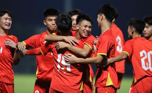 Chiến thắng đậm 14-0, U17 Việt Nam giành ngôi đầu bảng từ tay Malaysia