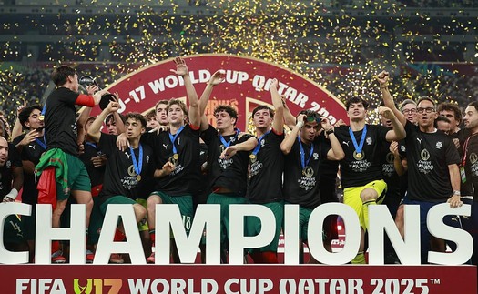 Thế hệ 'con cháu' của Ronaldo giành chức vô địch World Cup lịch sử khi thắng kịch tính ở chung kết