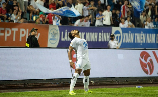 Chỉ Xuân Son mới cứu được 'con tàu đắm' Nam Định