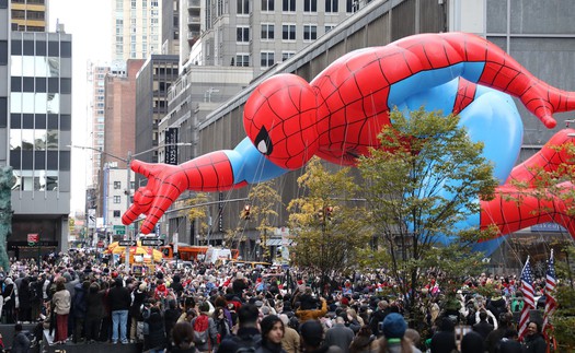 Không khí diễu hành đón lễ Tạ ơn tại New York 