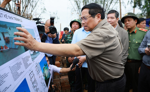 Thủ tướng kiểm tra công tác khắc phục hậu quả mưa lũ tại Đắk Lắk