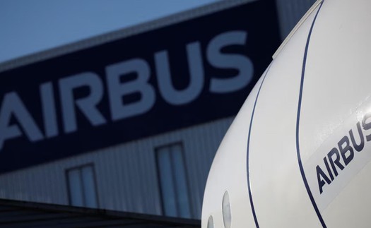 Cục Hàng không chỉ đạo nóng trước cảnh báo thay thế thiết bị khẩn cấp trên tàu bay Airbus