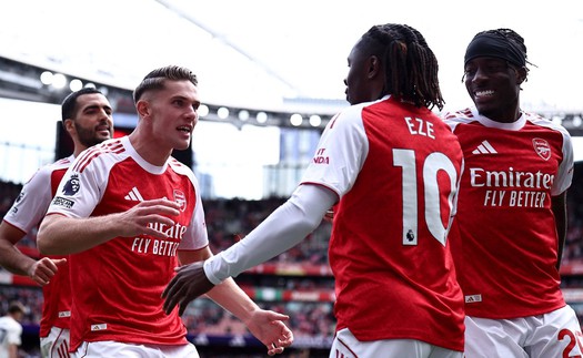 Slavia Prague - Arsenal: Bay cao cùng bộ ba 'REZ'