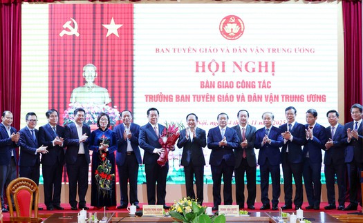 Hội nghị bàn giao công tác Trưởng Ban Tuyên giáo và Dân vận Trung ương