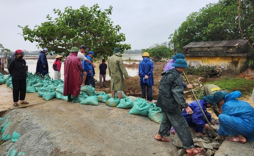 Ứng phó với bão số 13: Huế lên phương án di dời trên 3.000 hộ dân vùng ven biển, đầm phá