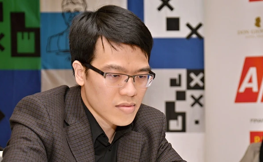 Lê Quang Liêm xuất sắc thắng Đại kiện tướng Mỹ sau 53 nước, được trang cờ vua quốc tế khen ngợi