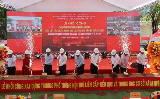 Phó Thủ tướng Mai Văn Chính dự Lễ khởi công trường phổ thông liên cấp tại xã biên giới Đắk Lắk