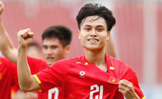 U22 Việt Nam nhẹ nhàng vào bán kết