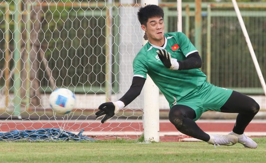 Thủ môn số 1 U22 Việt Nam quyết giữ sạch lưới hết SEA Games 33