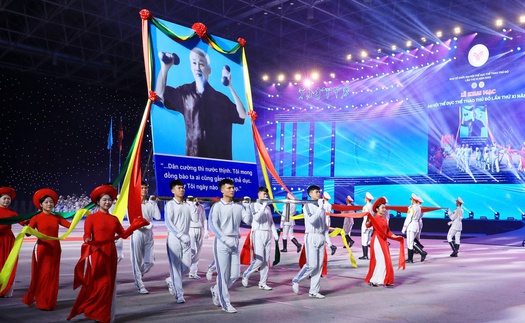 Đại hội Thể dục thể thao Thủ đô lần thứ XI khai mạc: Rực rỡ đêm hội, lan tỏa khát vọng vươn cao