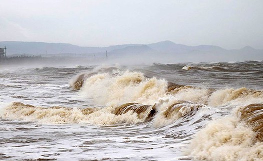Dự báo thời tiết ngày 17/12: Nhiều khu vực biển có gió mạnh, sóng cao