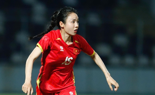 Tuyển thủ Trần Thị Duyên: Vừa xinh vừa đá bóng hay, khiến người hâm mộ mê mẩn