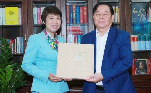 TTXVN chúc mừng Đại tướng Nguyễn Trọng Nghĩa, Chủ nhiệm Tổng cục Chính trị QĐND Việt Nam