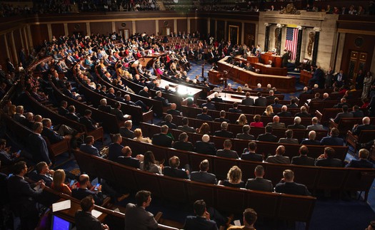 Hạ viện Mỹ thông qua dự luật nới lỏng cấp phép cho xây dựng hạ tầng AI