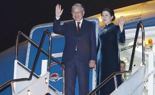 Tổng Bí thư kết thúc chuyến thăm cấp Nhà nước và dự Lễ kỷ niệm 50 năm Quốc khánh Lào