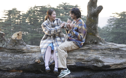 Phim "Vạn dặm yêu em": Việt Nam qua ống kính Bollywood